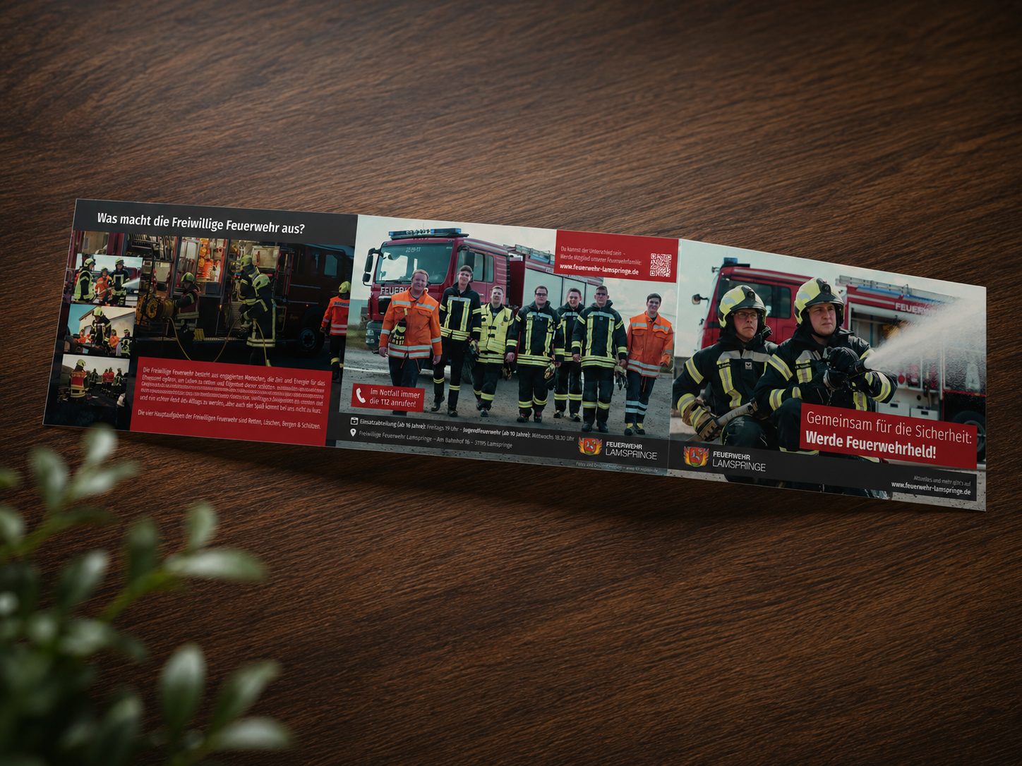 Mehrseitiger Flyer der Mitgliederkampagne im Mockup